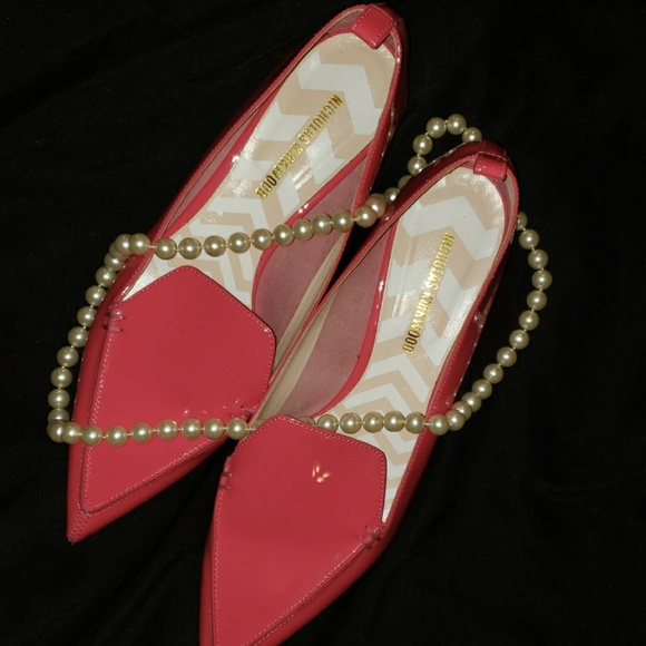 GORGEOUS Hot Pink Flats - Picture 2 of 6